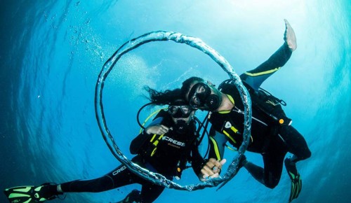 They met on a scuba nitrox dive trip with padi